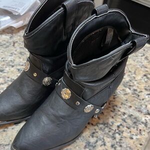 Dingo Fiona Women's Ankle Boots